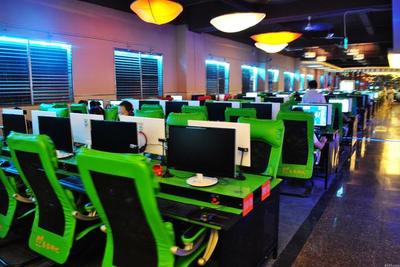 投资一个中型网吧需要多少钱?