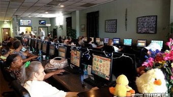 美国网吧女玩家较多特设妹子美甲服务