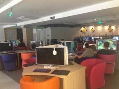 华硕网吧产品广受赞誉，华南连中五大标单